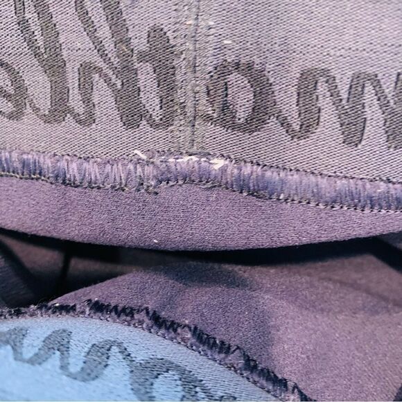 Lululemon Seamless Compression Tight Leggings Size 0/2 Midnight Blue Color - Picture 11 of 11